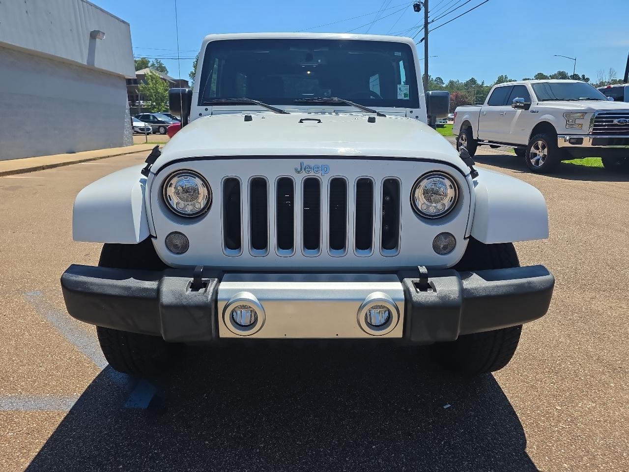 Jeep Wrangler 4WD 4dr Unlimited Sahara 2017