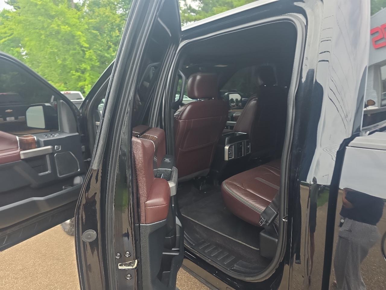 Ford F-150 4WD SuperCrew 145" Platinum 2016