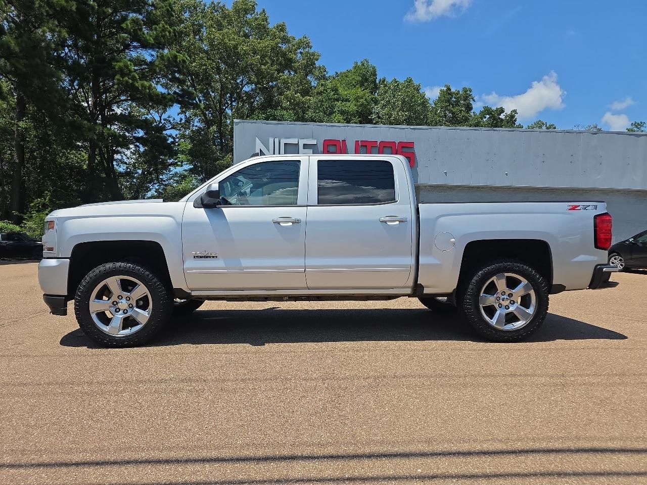 Chevrolet Silverado 1500 LTZ Z71 Crew Cab 4WD SWB 2018