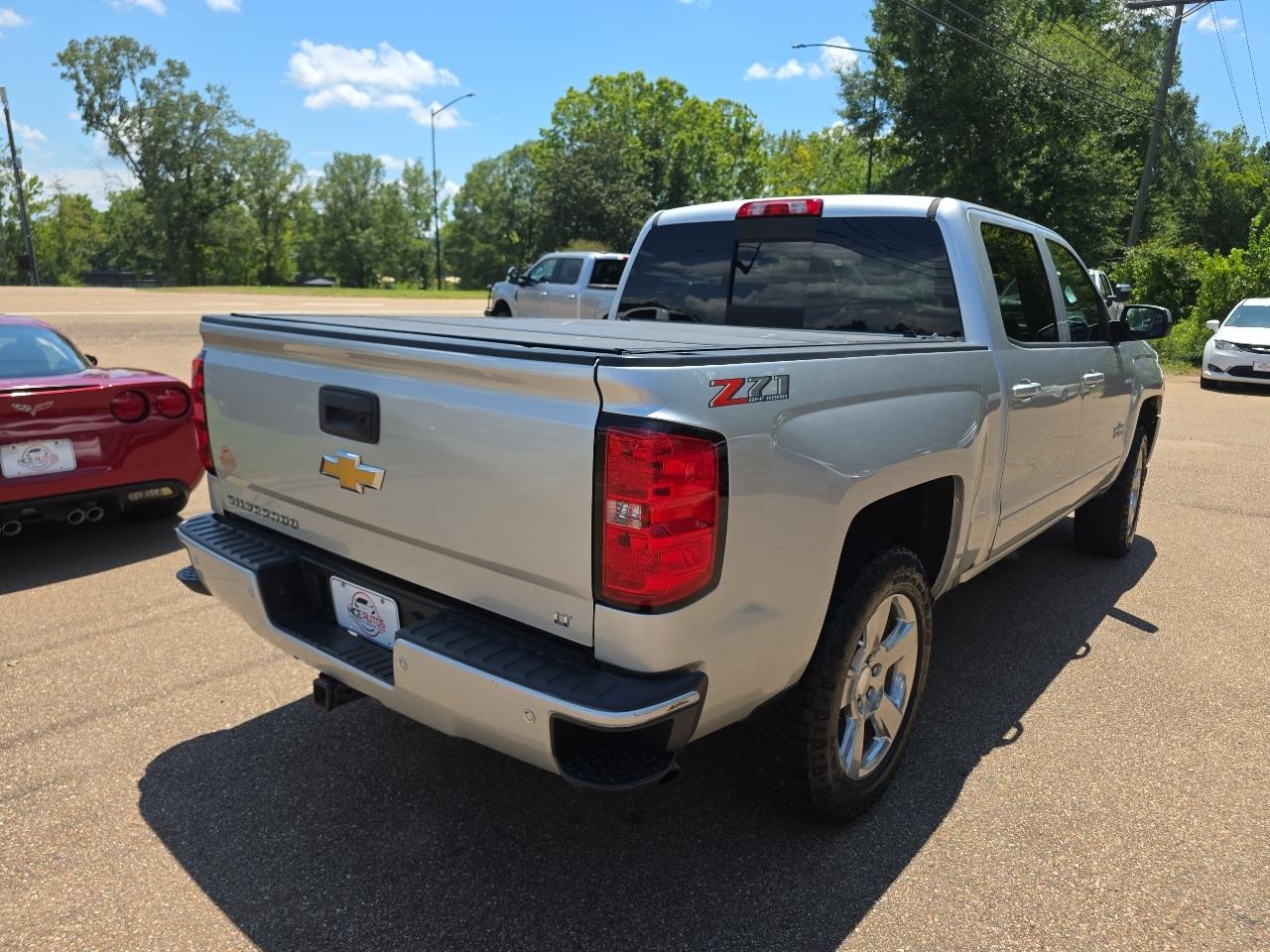 Chevrolet Silverado 1500 LTZ Z71 Crew Cab 4WD SWB 2018