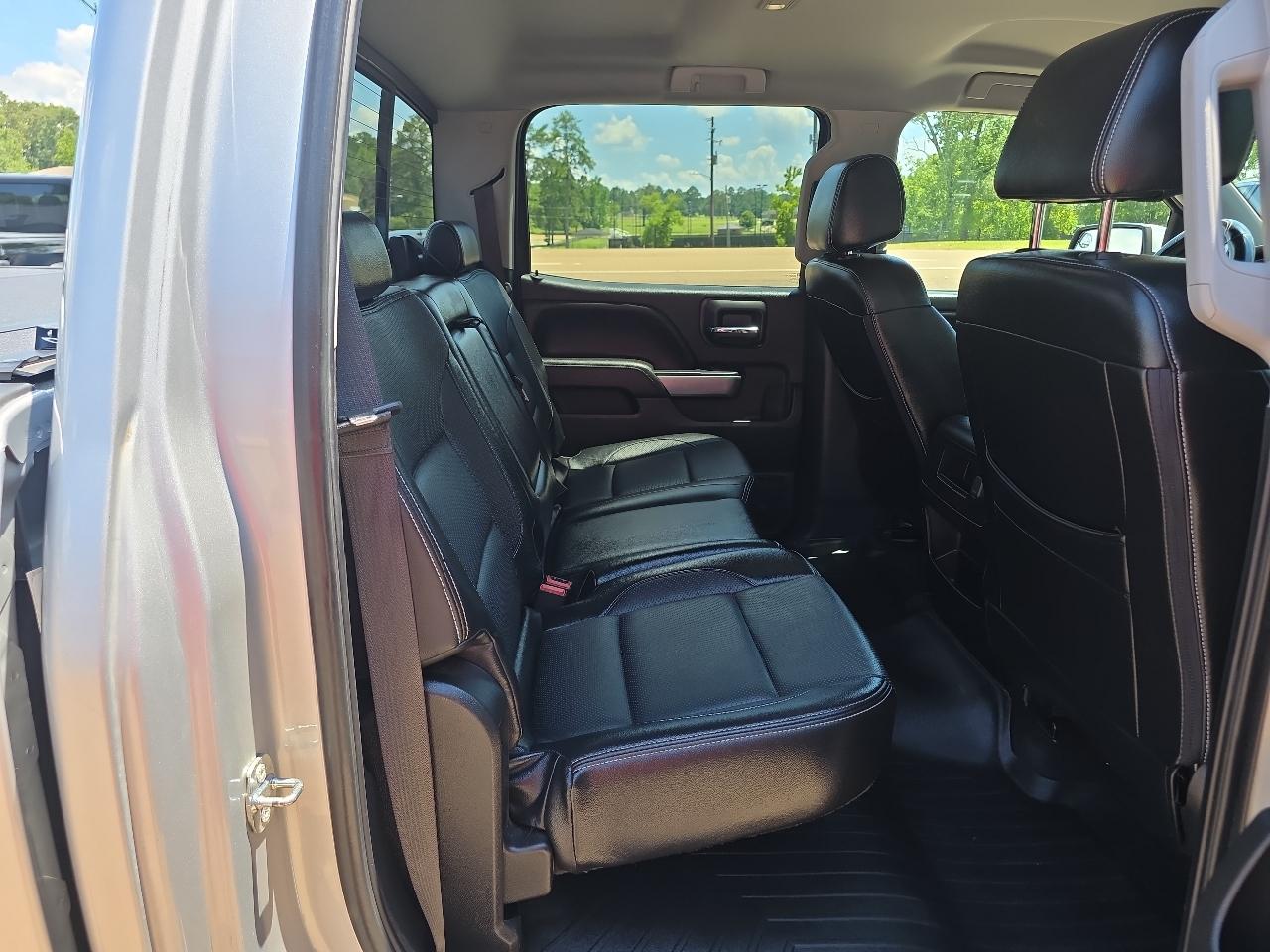 Chevrolet Silverado 1500 LTZ Z71 Crew Cab 4WD SWB 2018