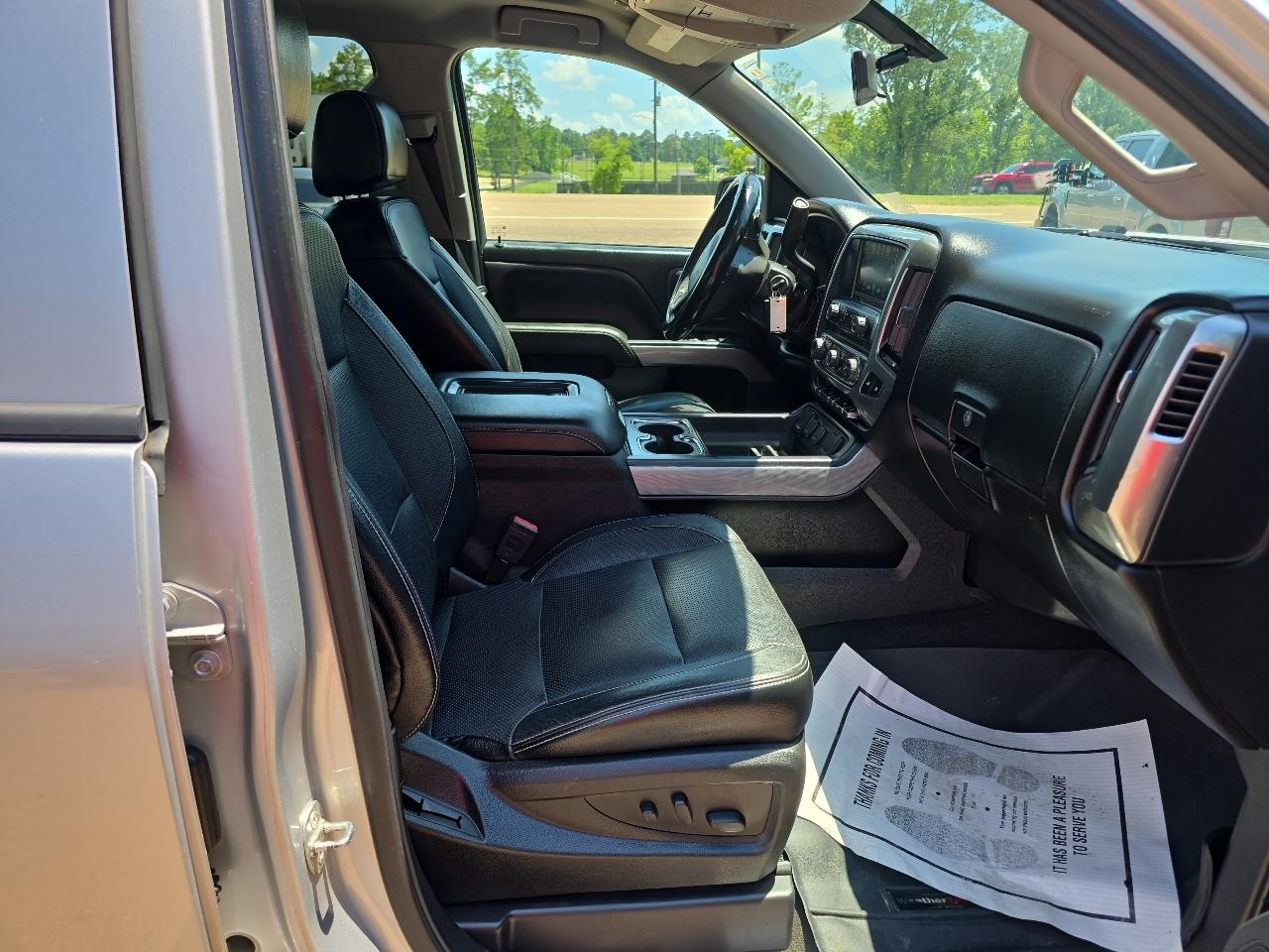 Chevrolet Silverado 1500 LTZ Z71 Crew Cab 4WD SWB 2018