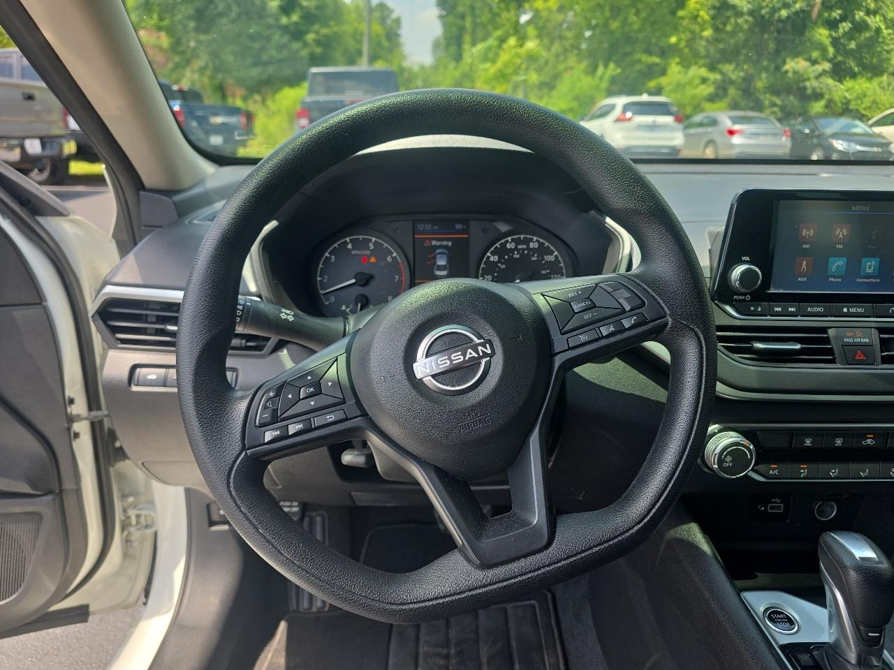 Nissan Altima  2024