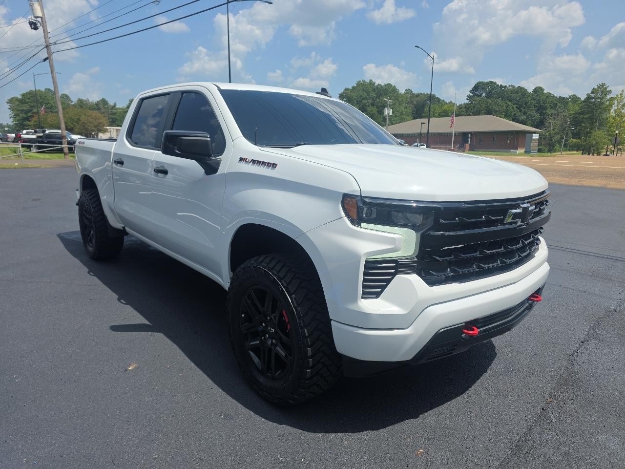 Chevrolet Silverado 1500 RST Crew Cab 4WD SWB 2022