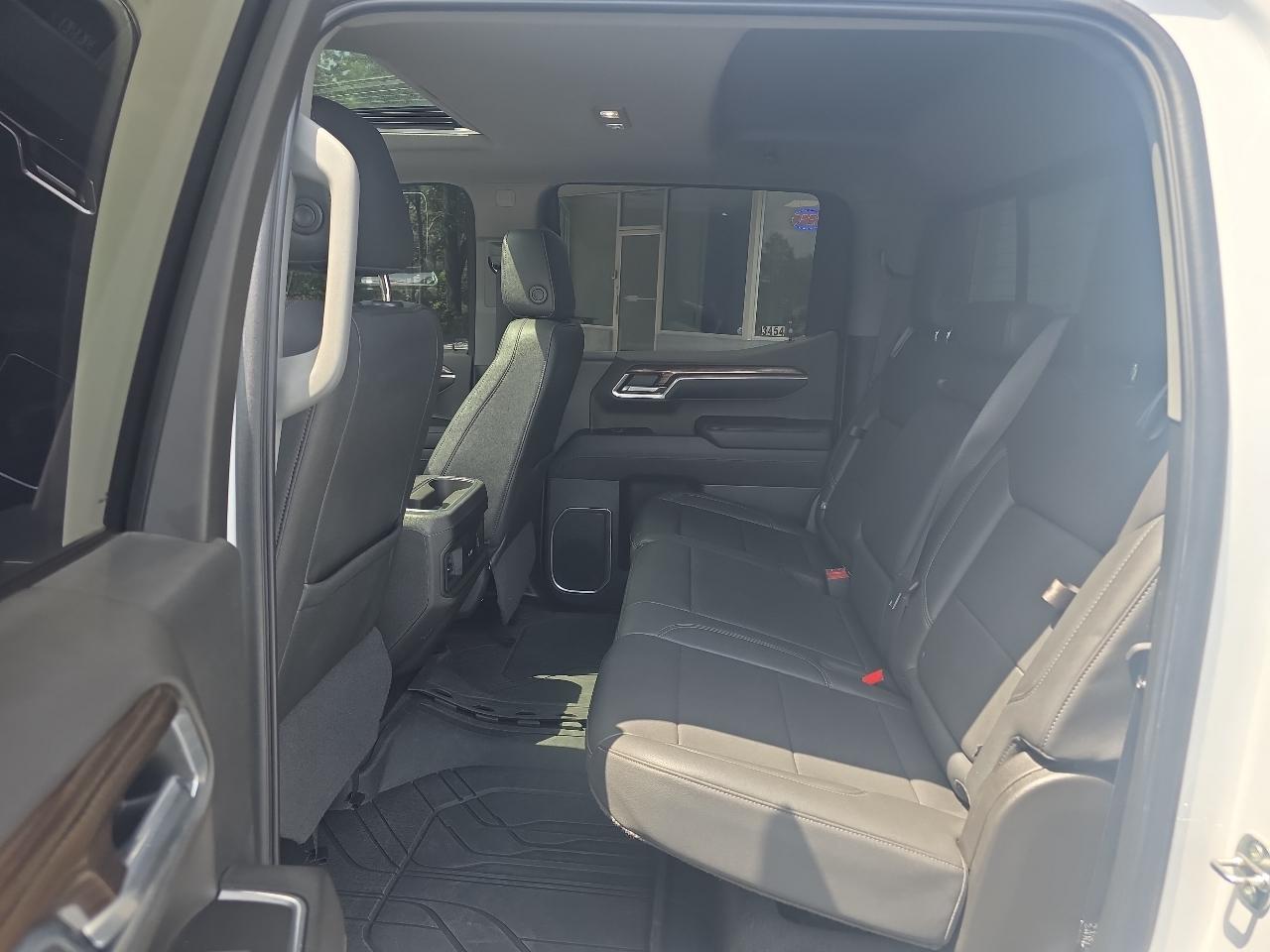 Chevrolet Silverado 1500 RST Crew Cab 4WD SWB 2022