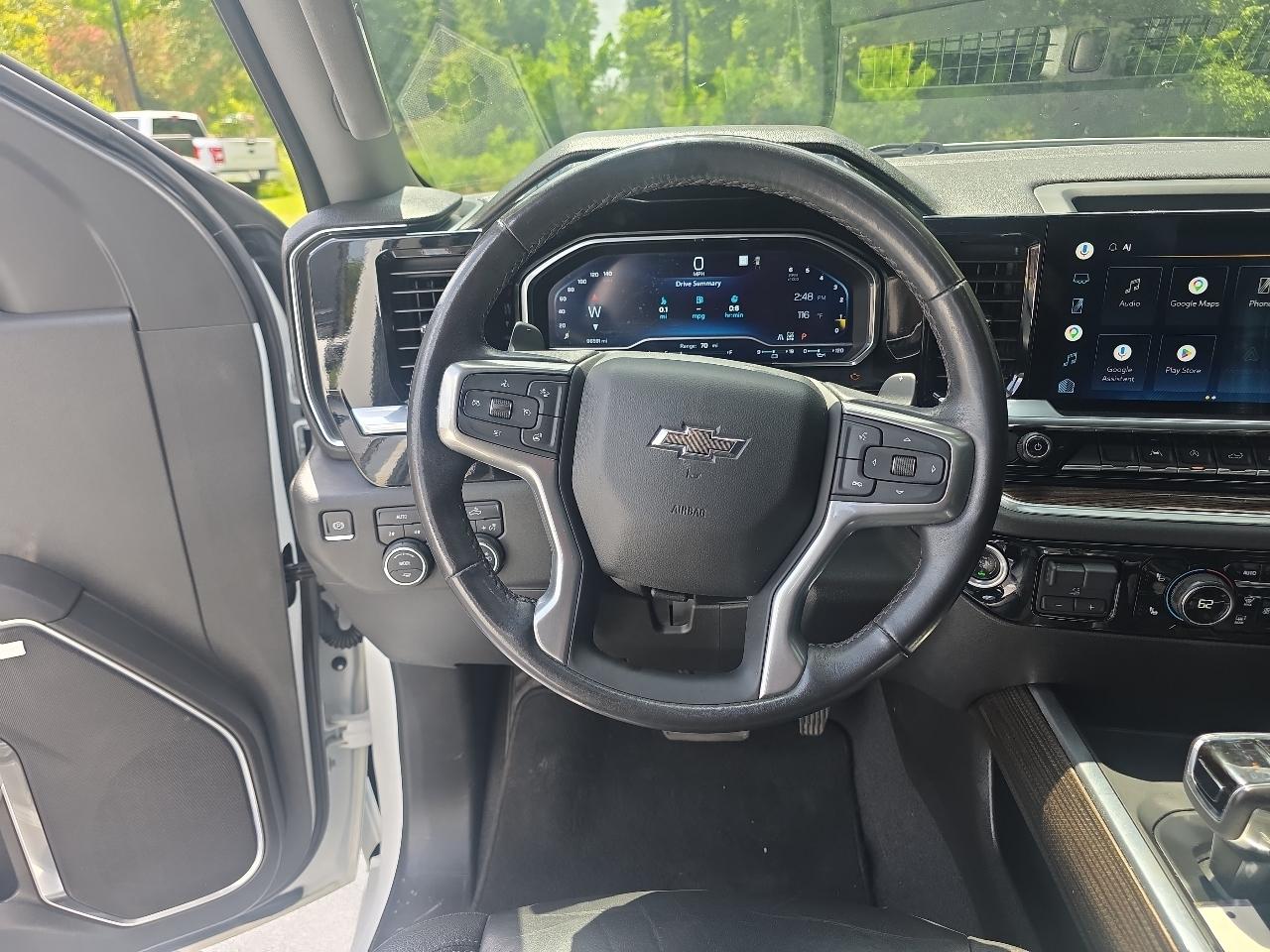 Chevrolet Silverado 1500 RST Crew Cab 4WD SWB 2022