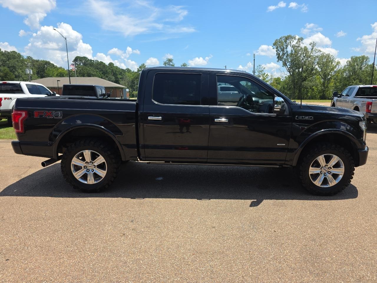 Ford F-150 4WD SuperCrew 145" Platinum 2015