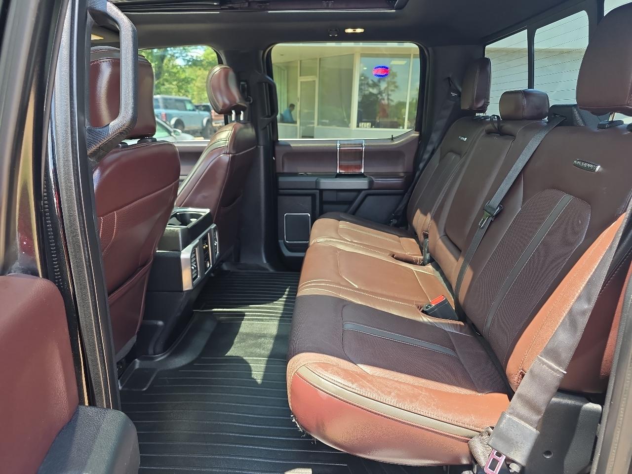 Ford F-150 4WD SuperCrew 145" Platinum 2015