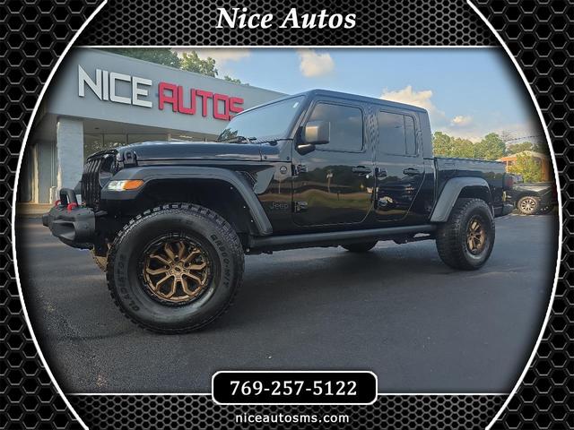 Black 2023 Jeep Gladiator Pickup Truck Four-Wheel Drive Automatic