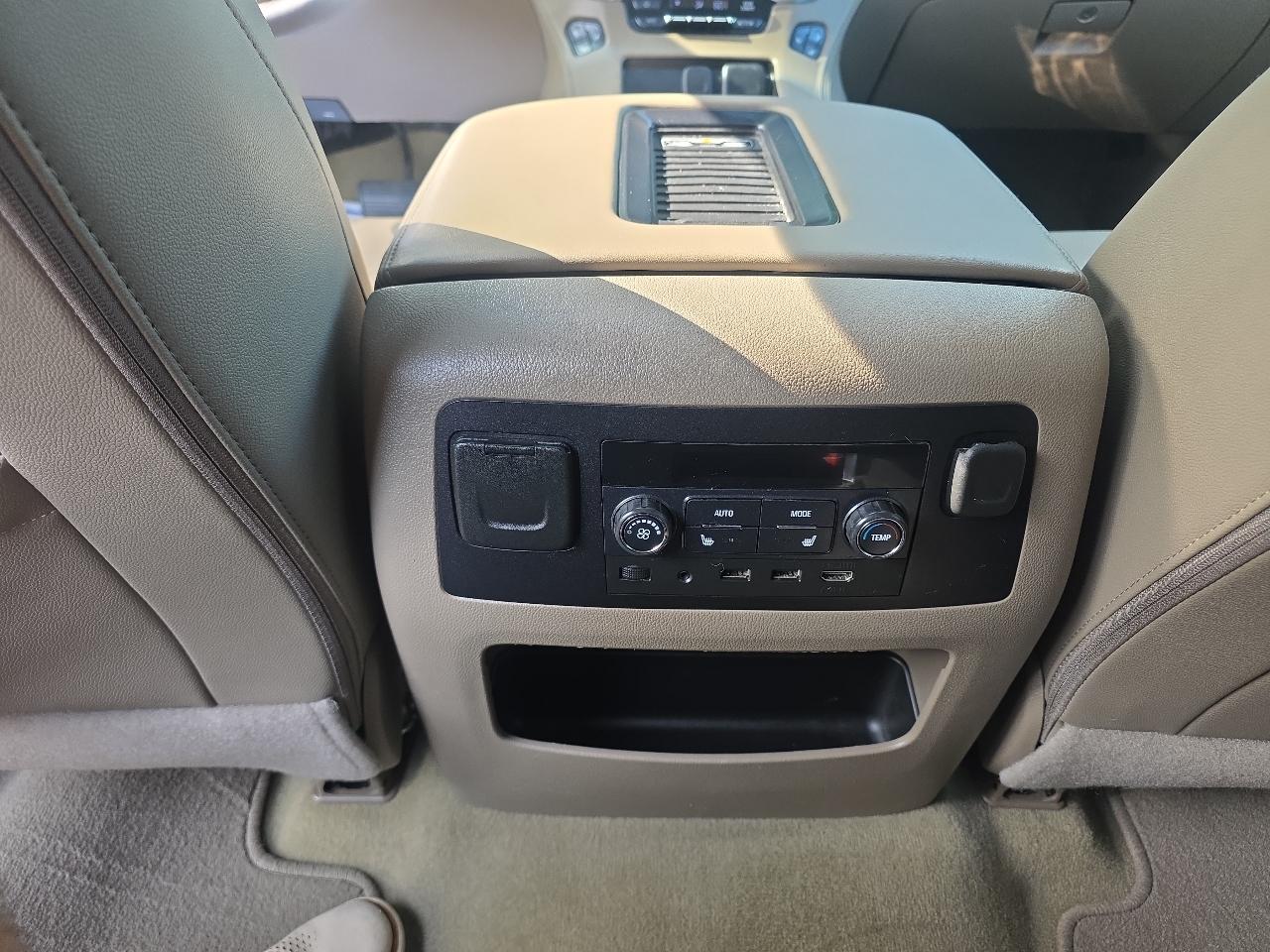 GMC Yukon  2017