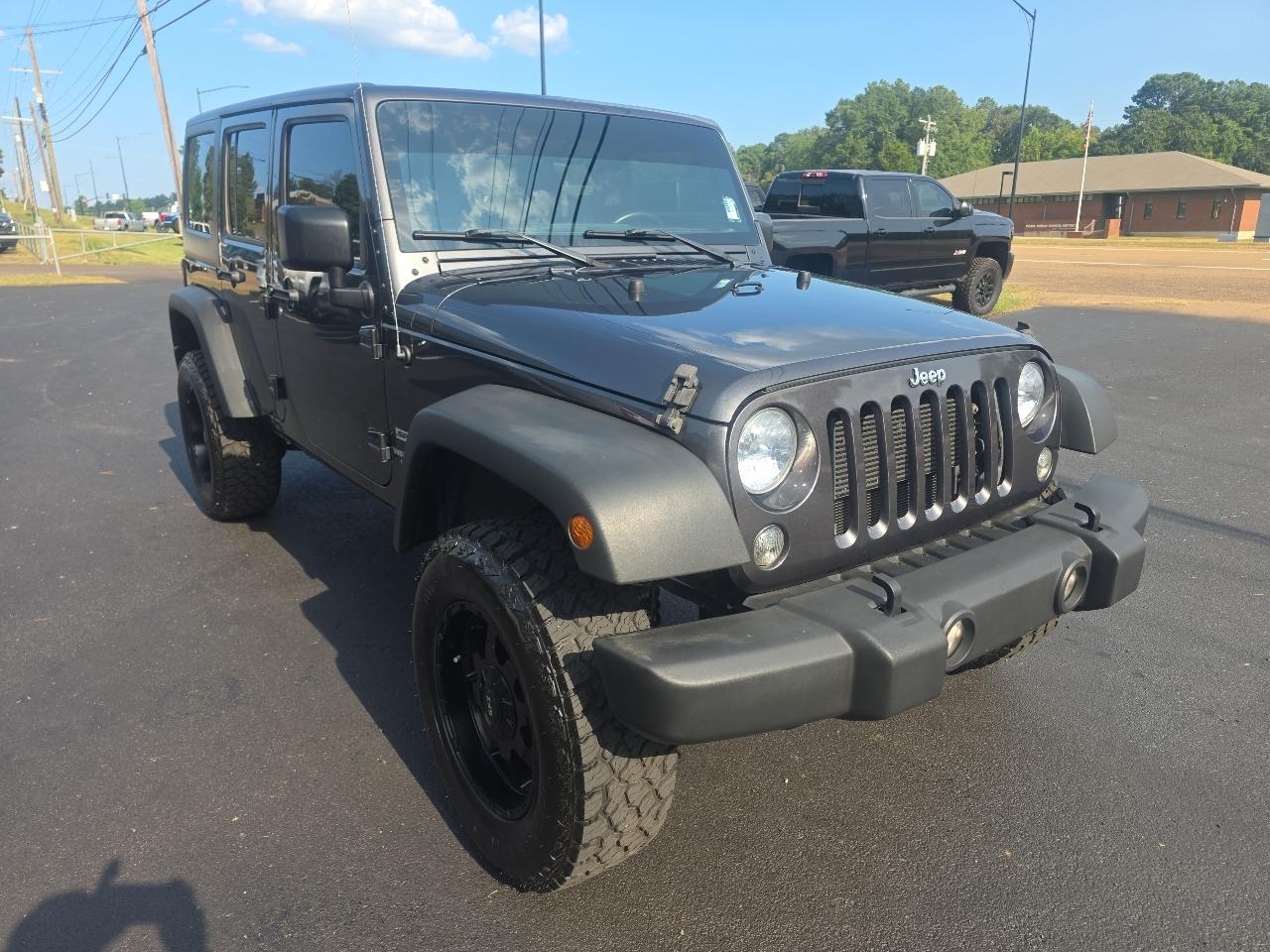 Jeep Wrangler Unlimited Sport 4D SUV 4WD 2017