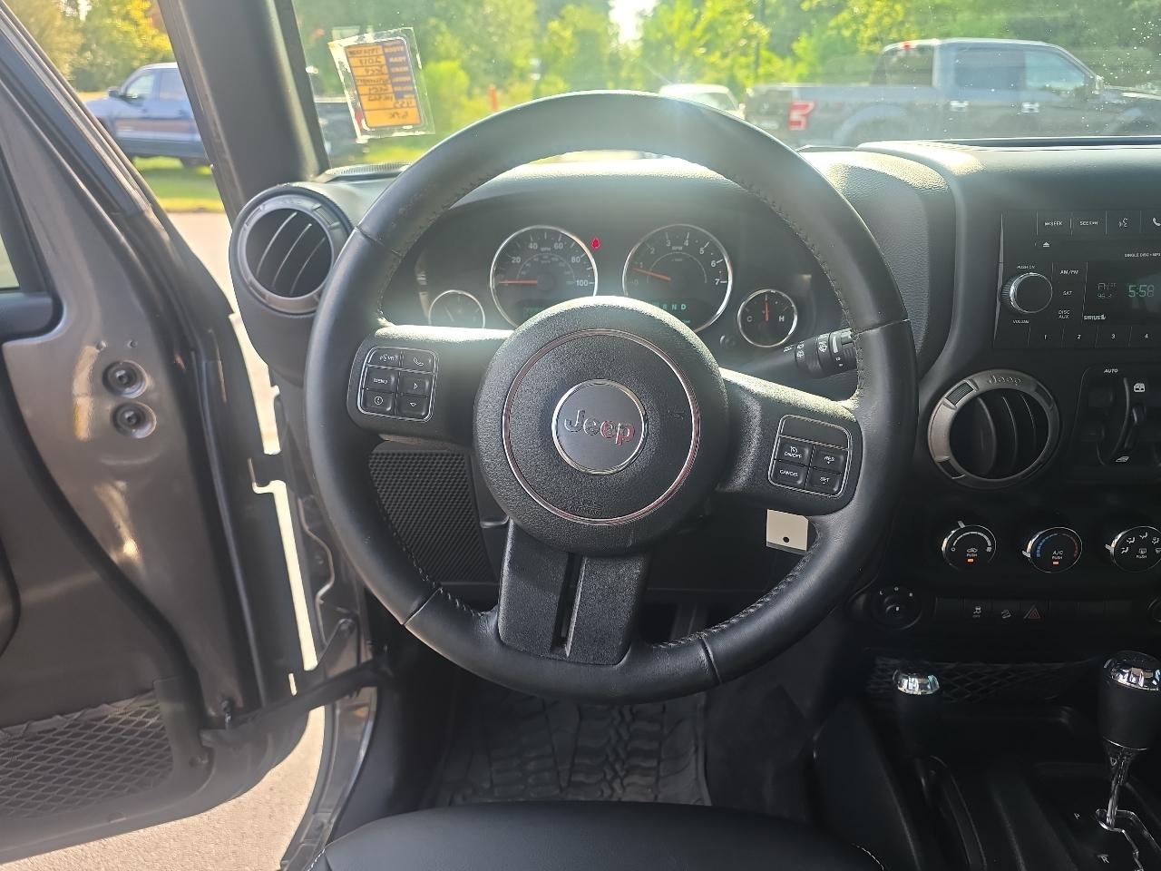 Jeep Wrangler Unlimited Sport 4D SUV 4WD 2017