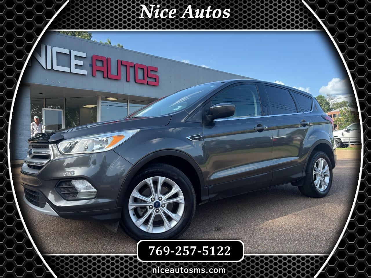  2019 Ford Escape SE FWD   