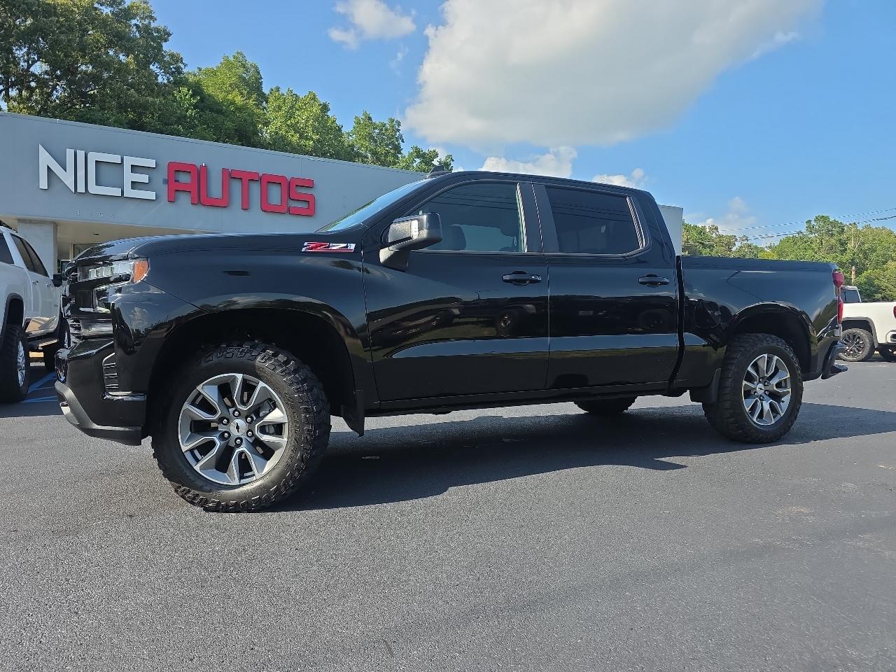 Chevrolet Silverado 1500 RST Crew Cab 4WD SWB 2021