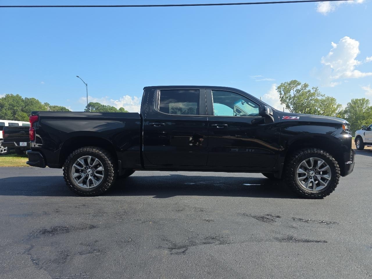 Chevrolet Silverado 1500 RST Crew Cab 4WD SWB 2021