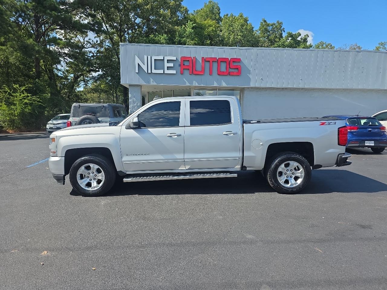Chevrolet Silverado 1500 LT Z71 Crew Cab 4WD 2018