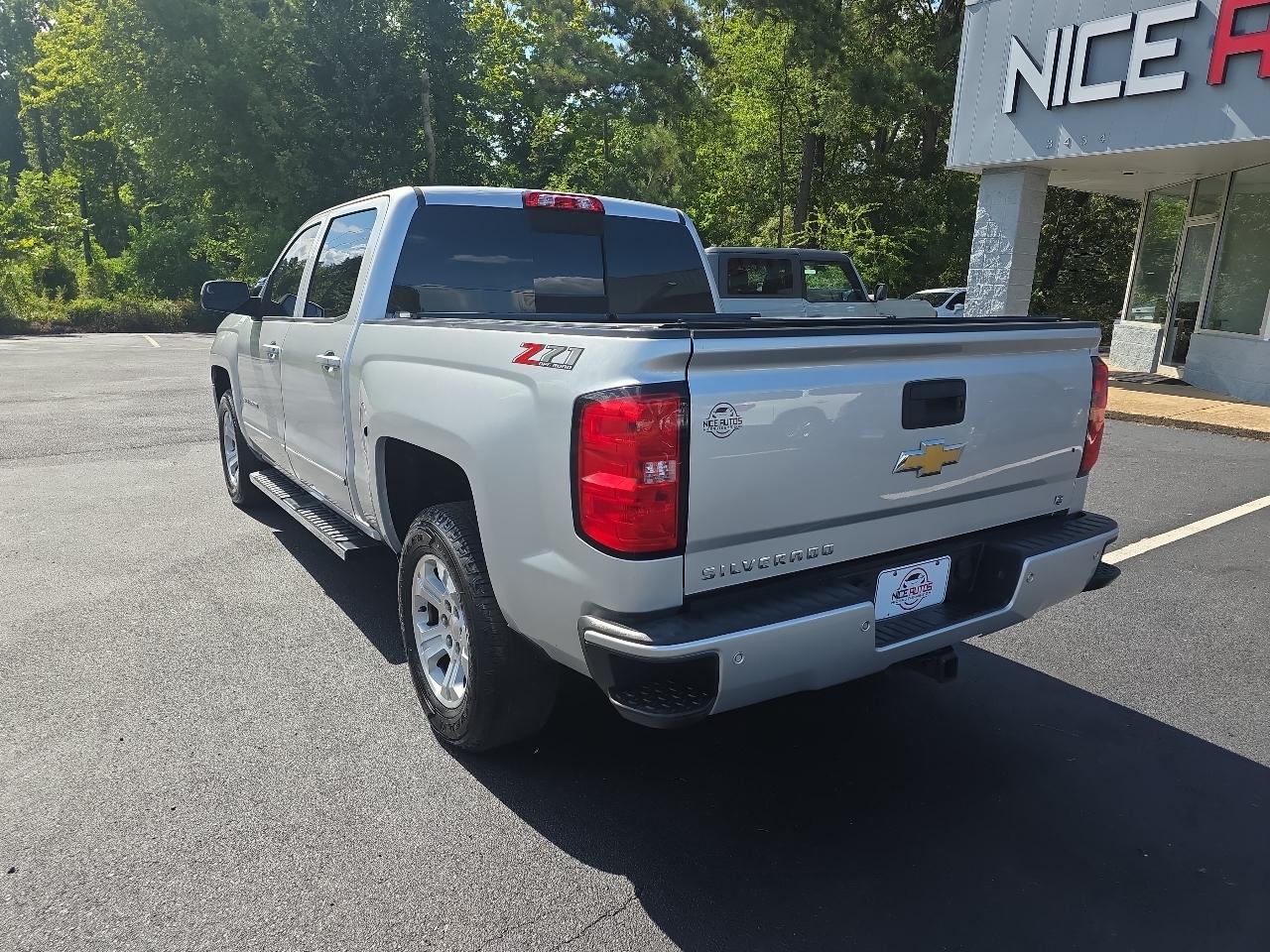 Chevrolet Silverado 1500 LT Z71 Crew Cab 4WD 2018