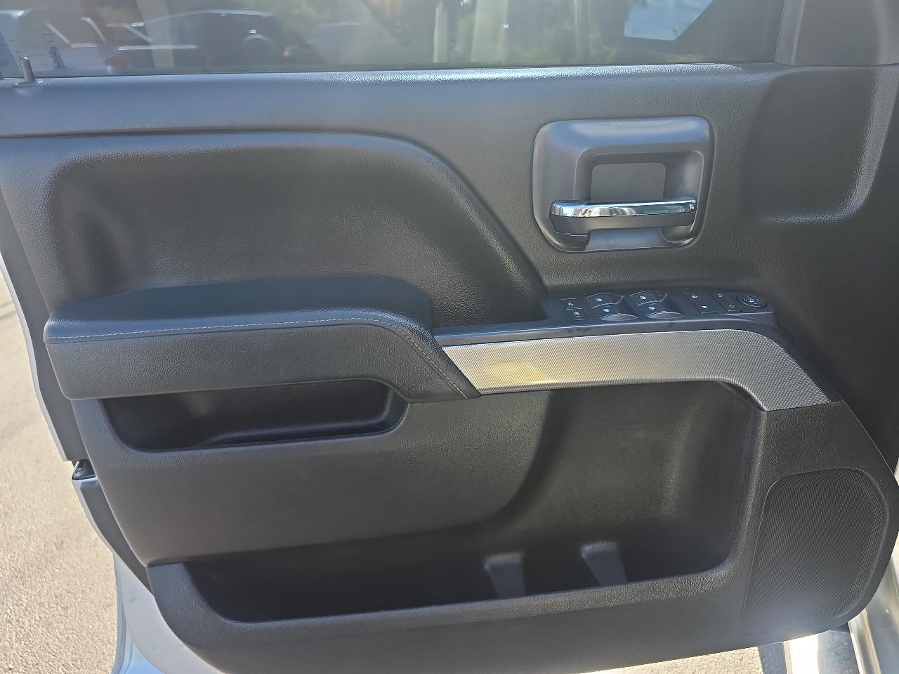 Chevrolet Silverado 1500 LT Z71 Crew Cab 4WD 2018