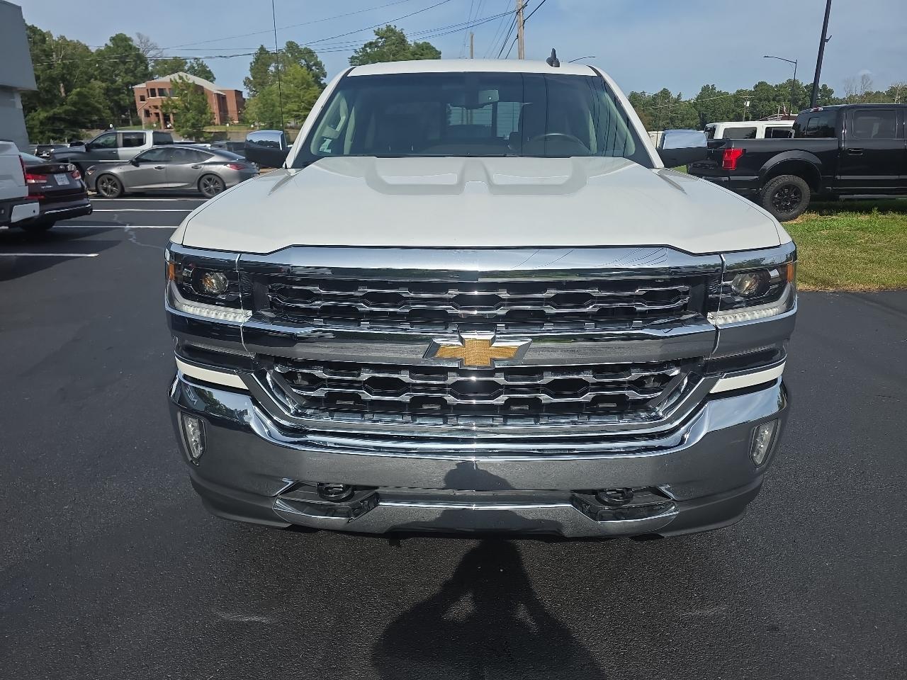 Chevrolet Silverado 1500 LTZ Z71 Crew Cab 4WD 2017