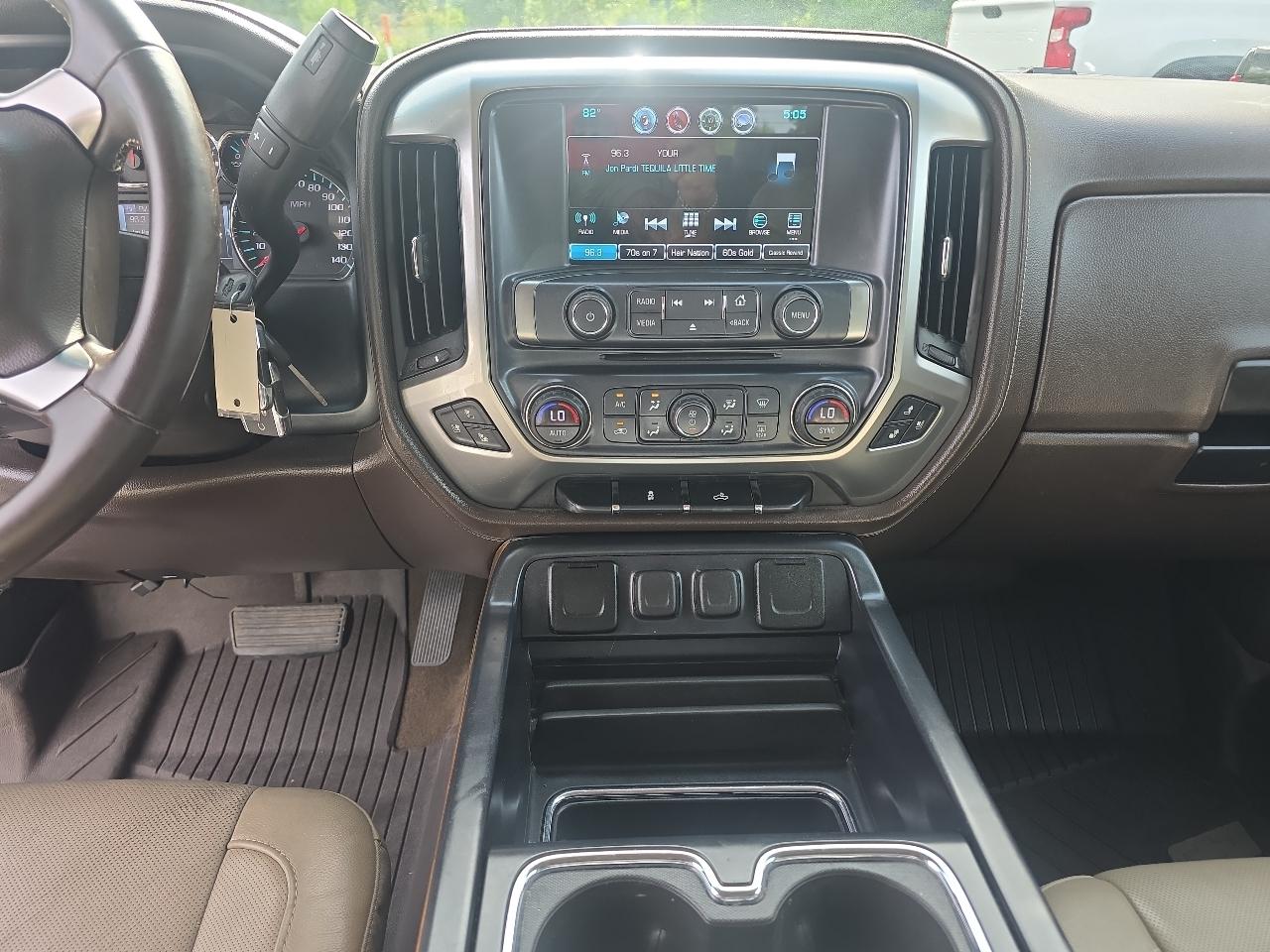 Chevrolet Silverado 1500 LTZ Z71 Crew Cab 4WD 2017