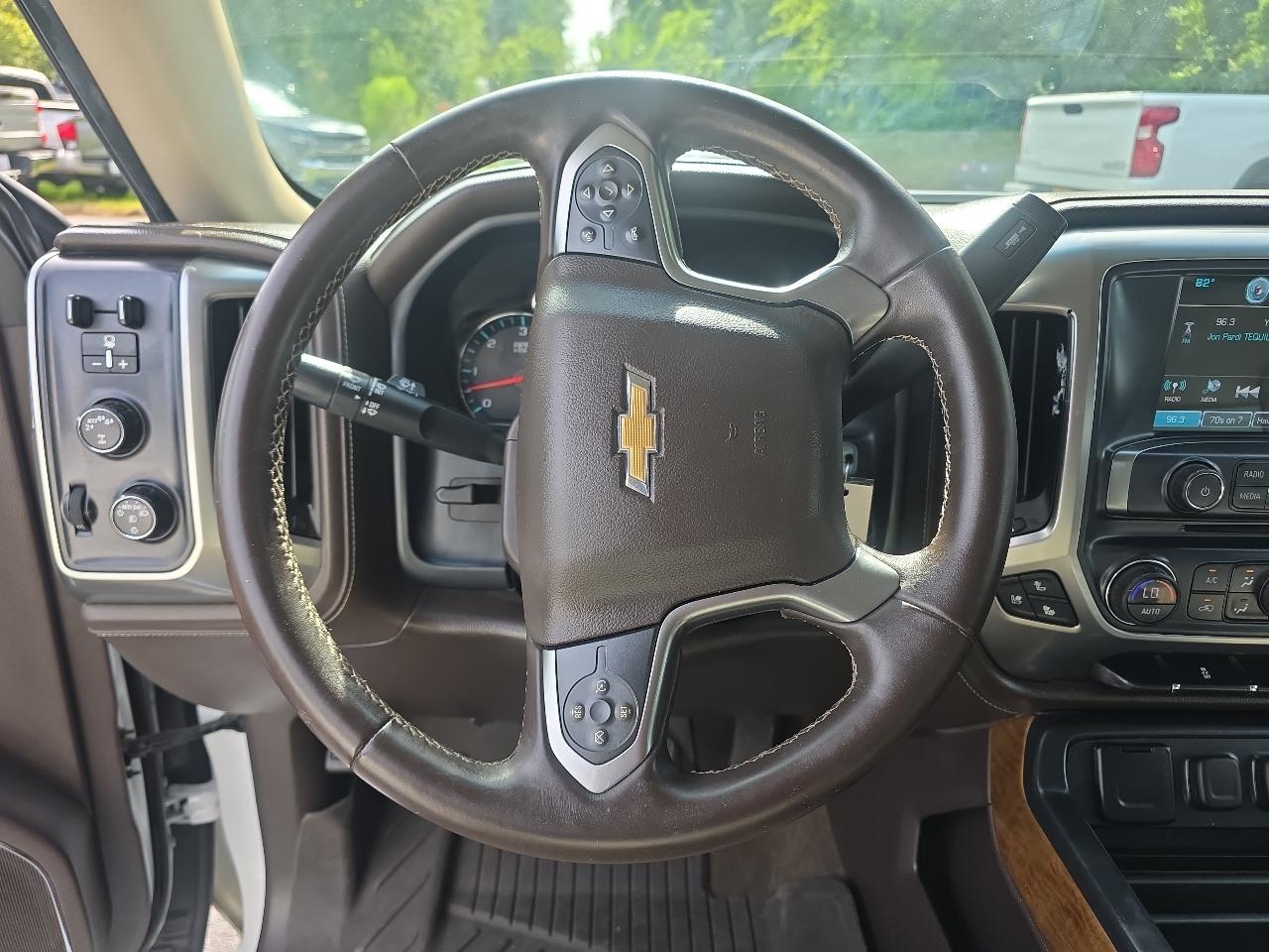 Chevrolet Silverado 1500 LTZ Z71 Crew Cab 4WD 2017