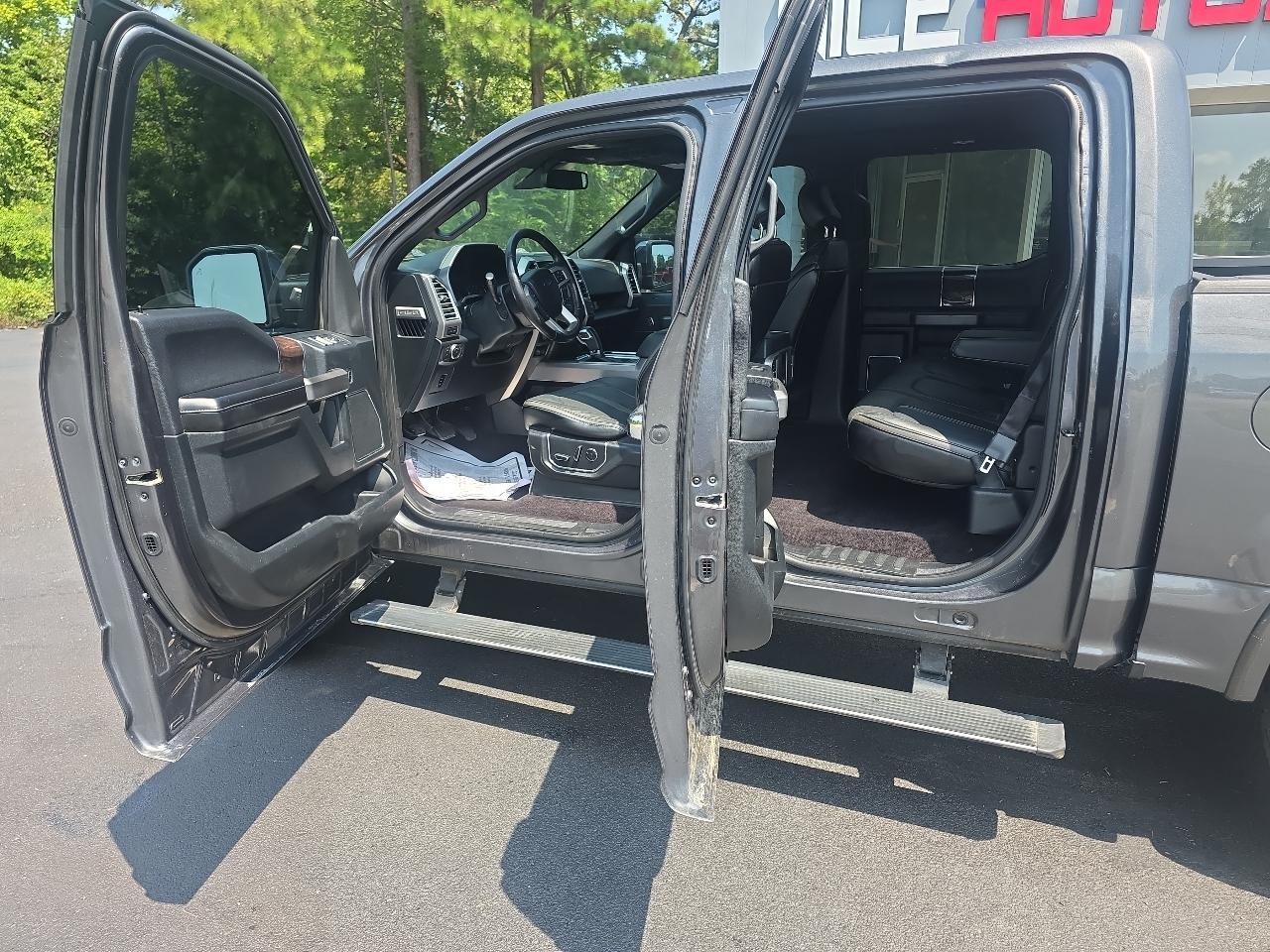 Ford F-150 Platinum 4x4 Short Bed 2016