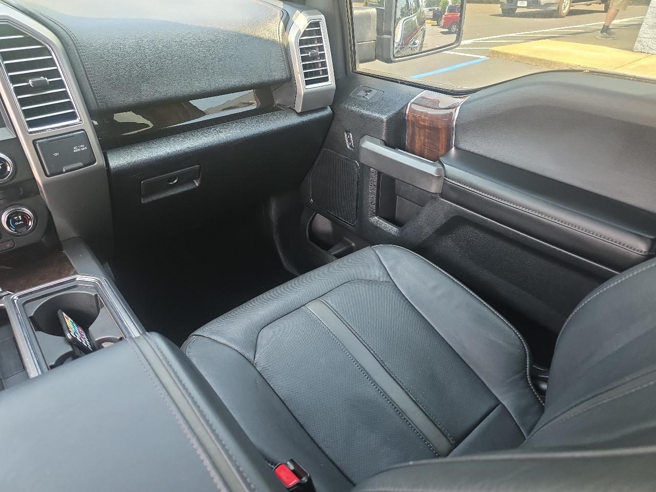 Ford F-150 Platinum 4x4 Short Bed 2016