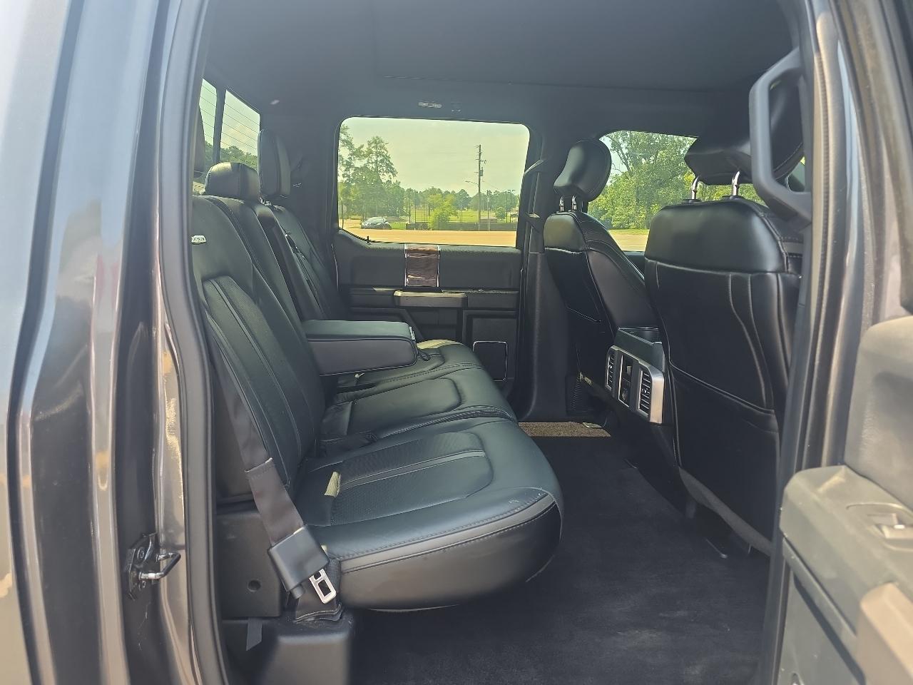 Ford F-150 Platinum 4x4 Short Bed 2016