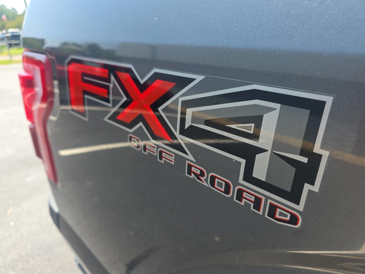 Ford F-150 Platinum 4x4 Short Bed 2016