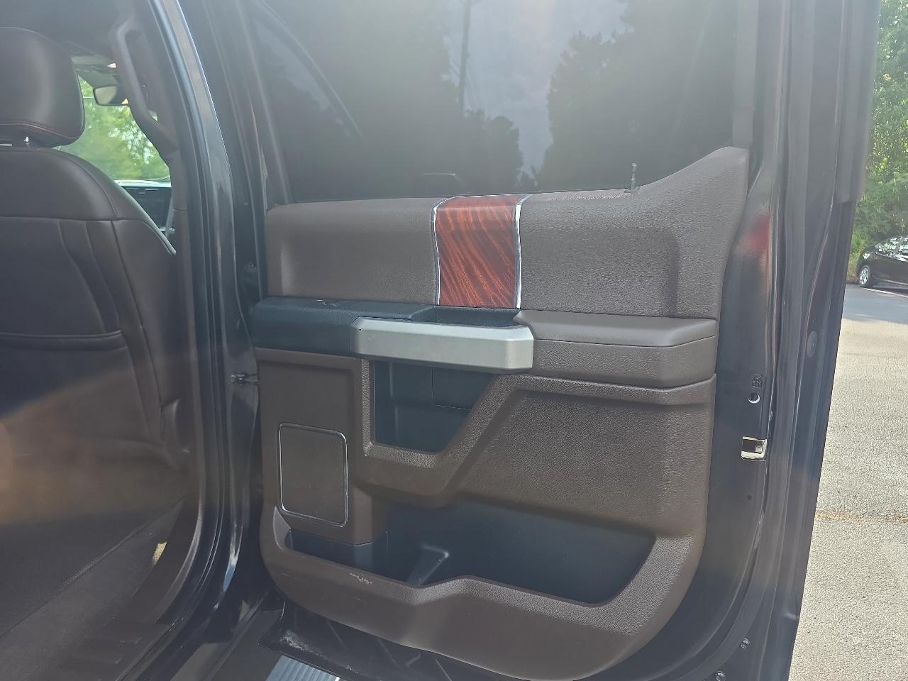 Ford F-150 4WD SuperCrew 139" King Ranch 2015