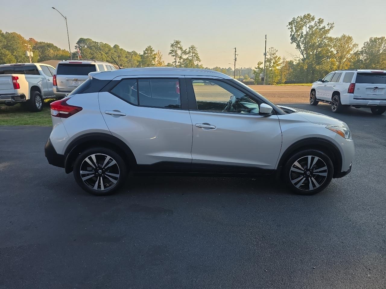 Nissan Kicks SV AWD 2019