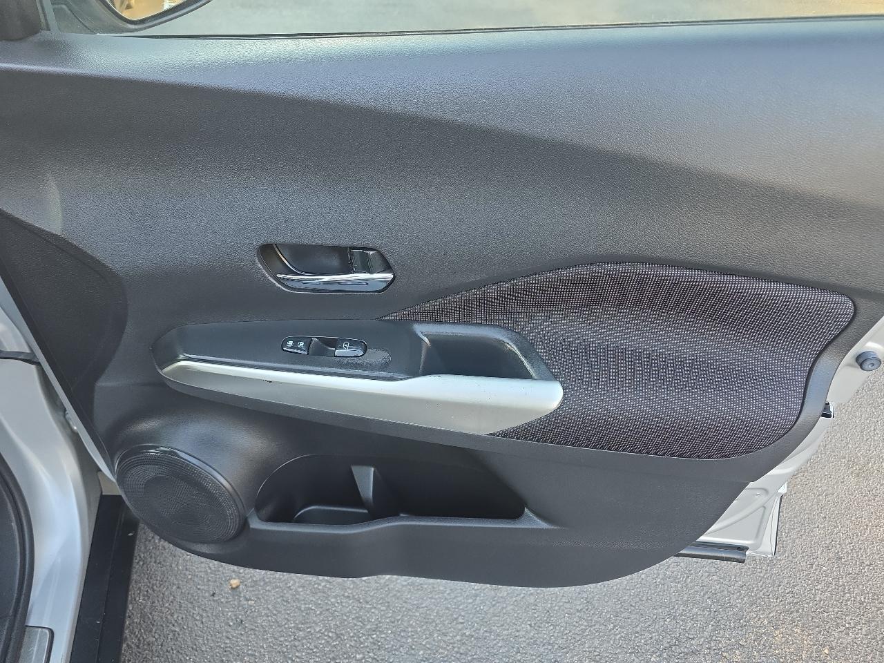 Nissan Kicks SV AWD 2019