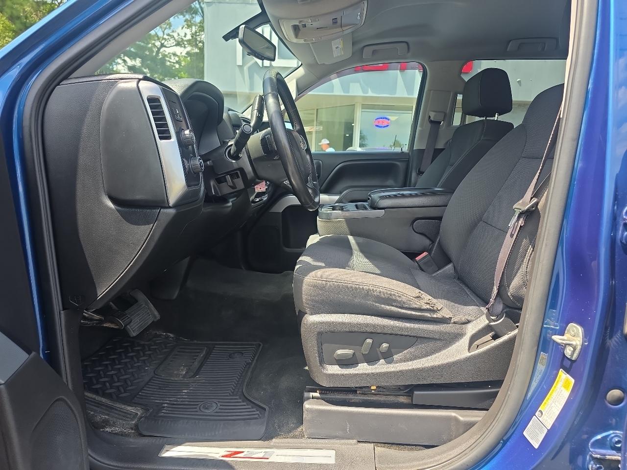 Chevrolet Silverado 1500 LT Z71 Crew Cab 4WD 2017