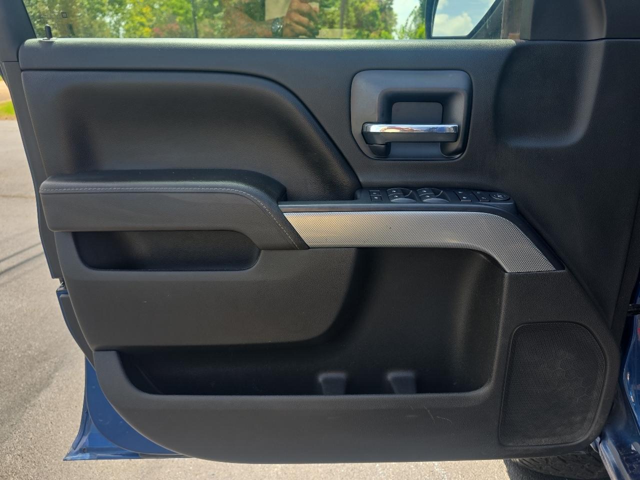 Chevrolet Silverado 1500 LT Z71 Crew Cab 4WD 2017