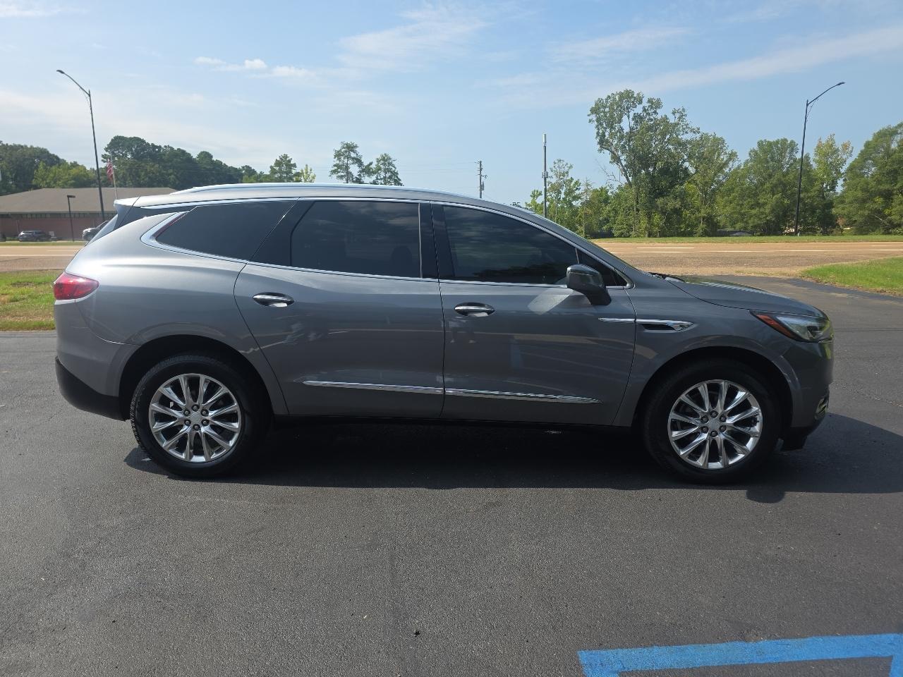 Buick Enclave  2019