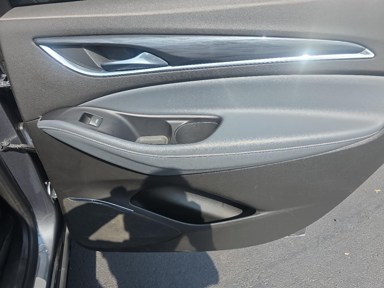 Buick Enclave  2019