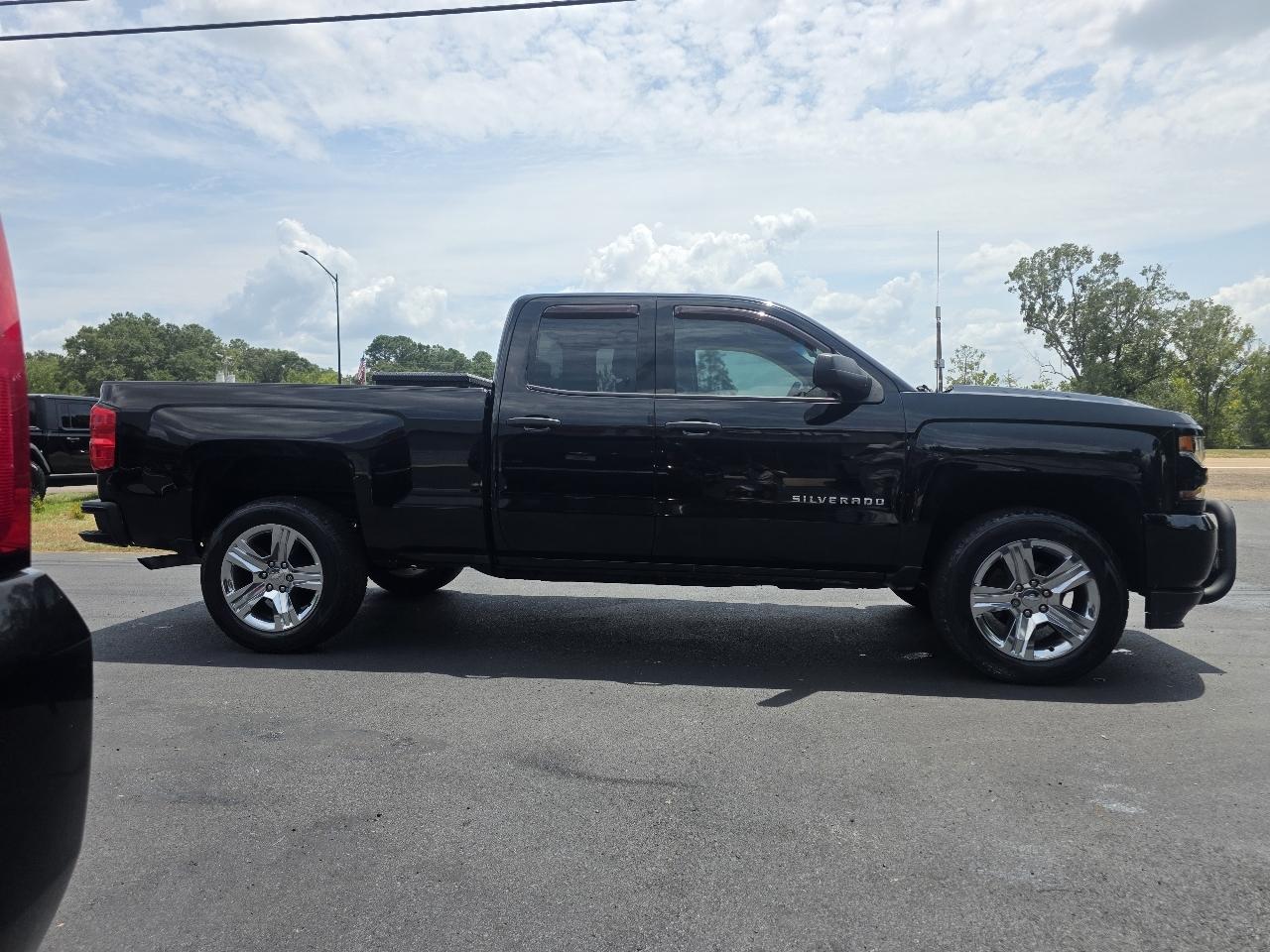 Chevrolet Silverado 1500 2WD Double Cab 147" Custom 2016
