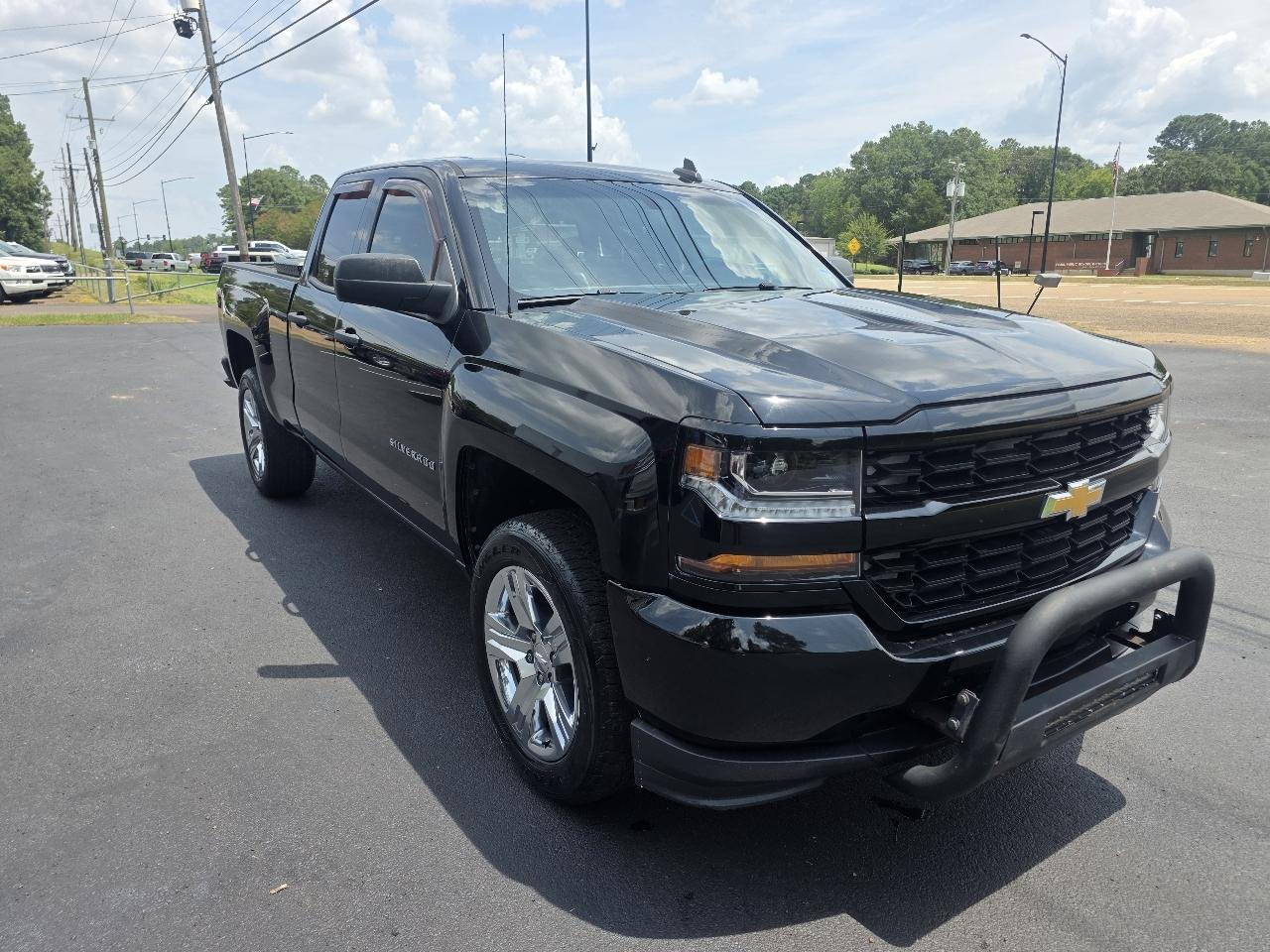 Chevrolet Silverado 1500 2WD Double Cab 147" Custom 2016