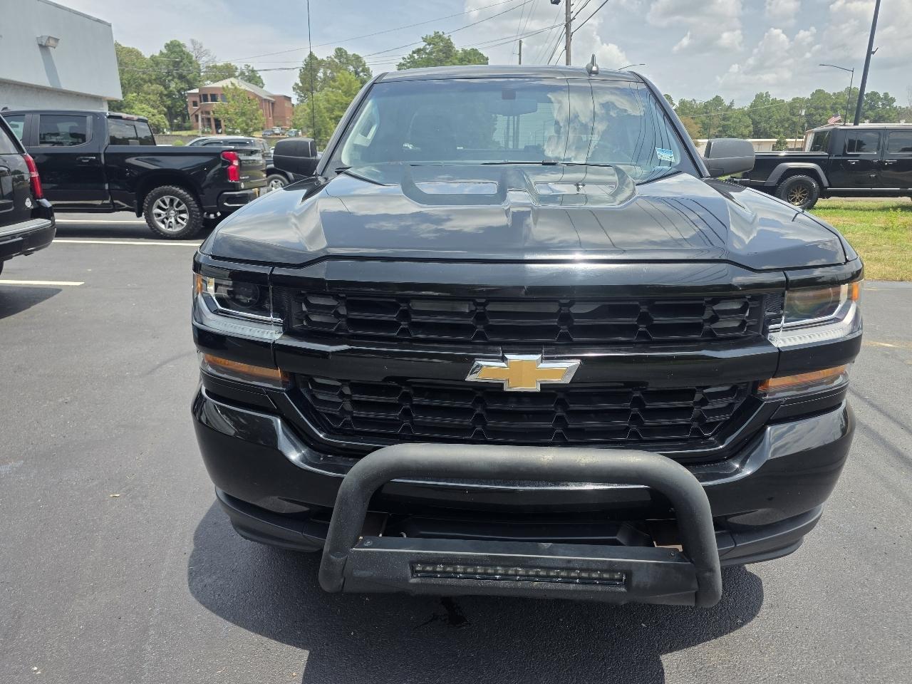 Chevrolet Silverado 1500 2WD Double Cab 147" Custom 2016