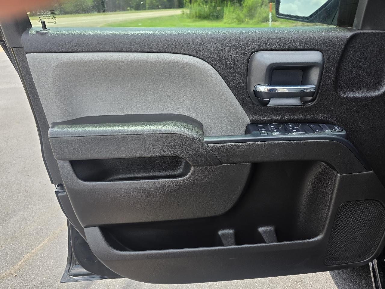 Chevrolet Silverado 1500 2WD Double Cab 147" Custom 2016