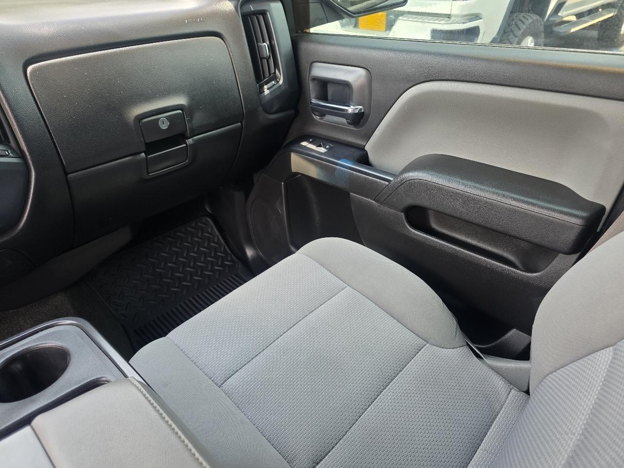 Chevrolet Silverado 1500 2WD Double Cab 147" Custom 2016