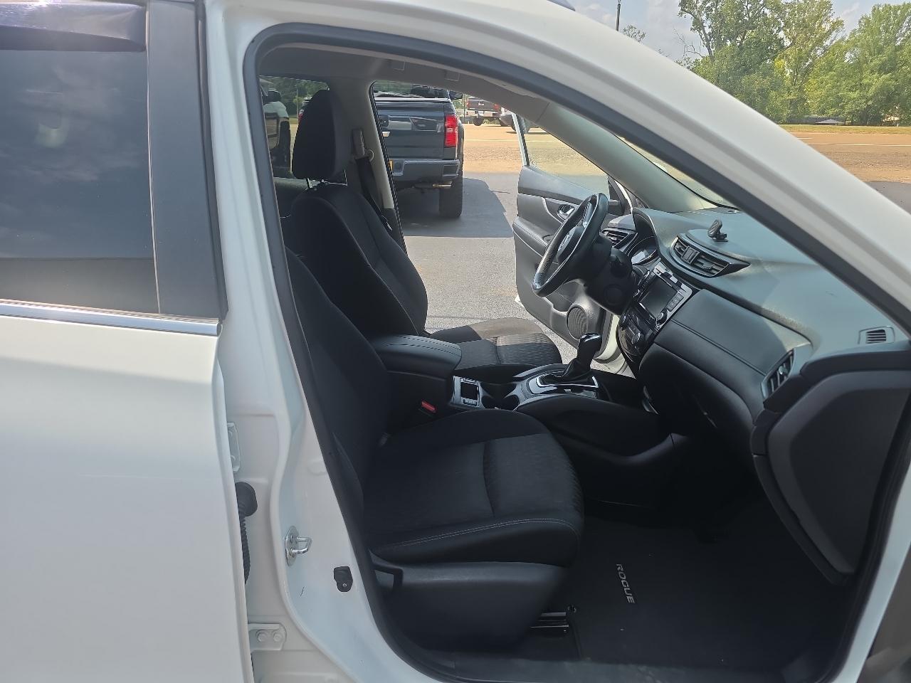 Nissan Rogue SV 2018