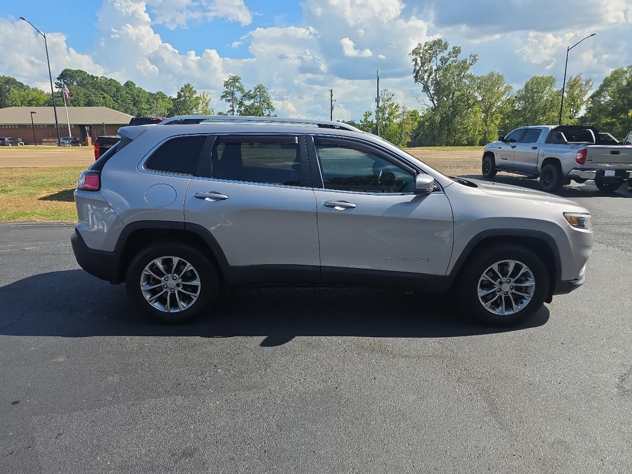 Jeep Cherokee  2019