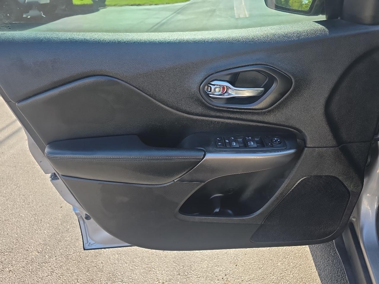 Jeep Cherokee  2019
