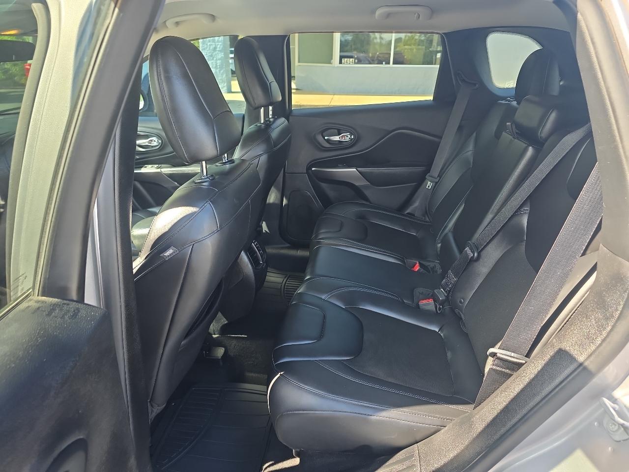Jeep Cherokee  2019
