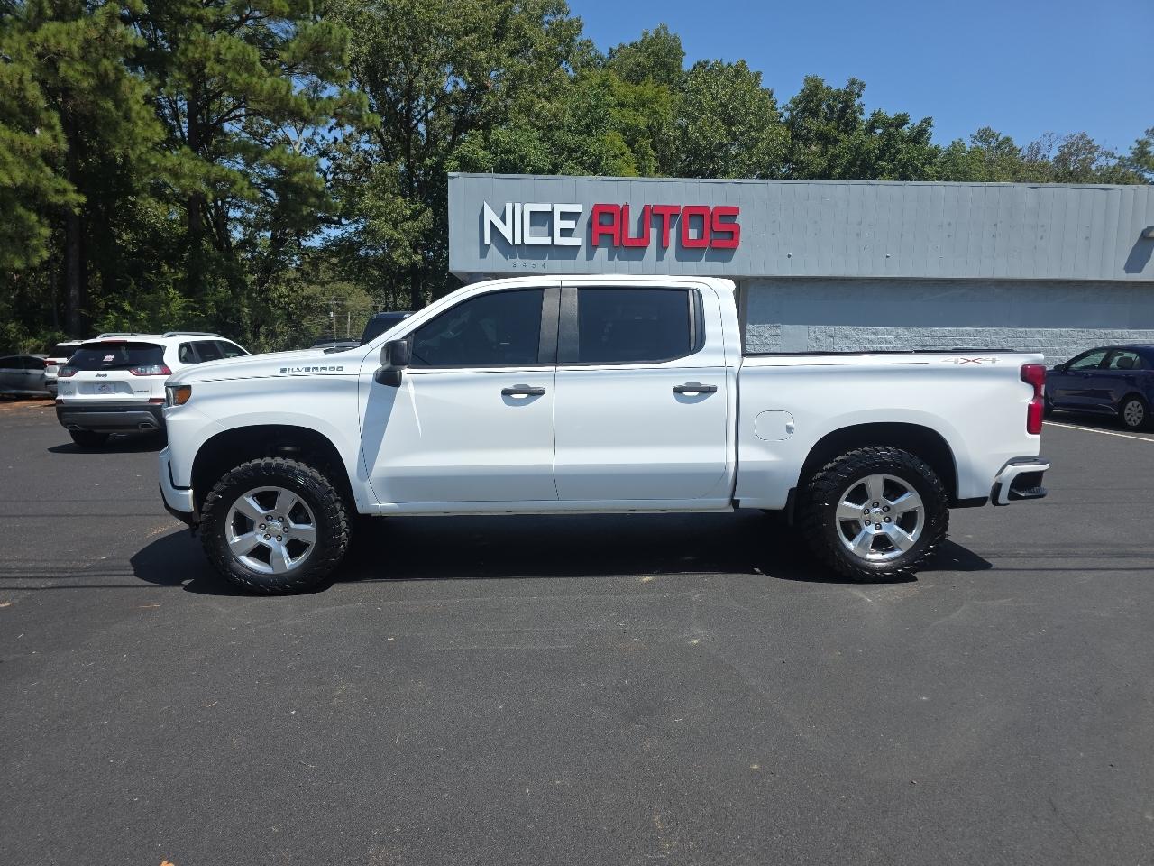 Chevrolet Silverado 1500 4WD Crew Cab 143.5" Custom *Ltd Avail* 2020