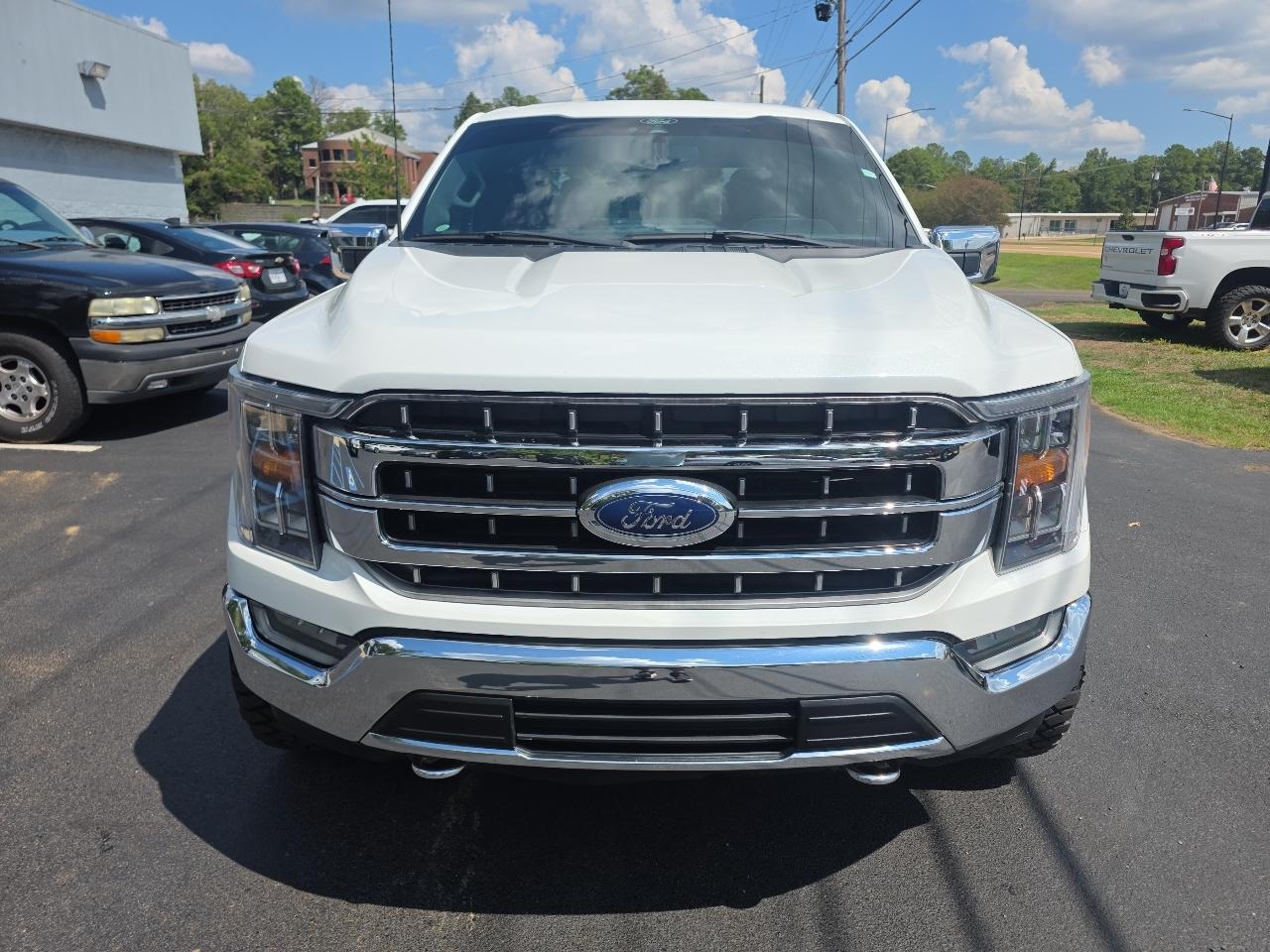 Ford F-150 4WD SuperCrew 145" Lariat 2021