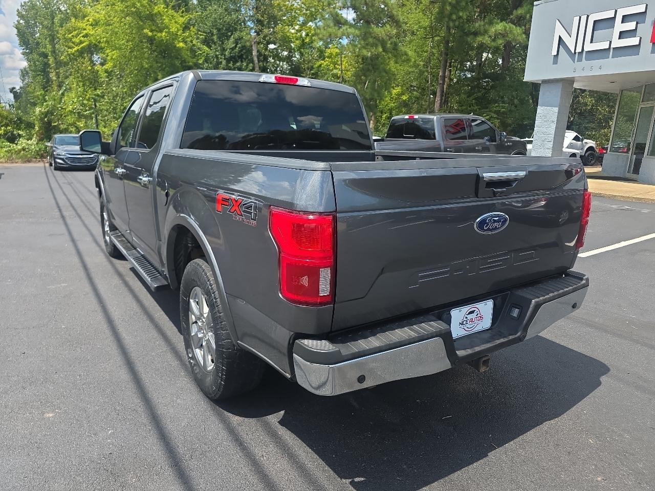 Ford F-150 4WD SuperCrew 145" Lariat 2018