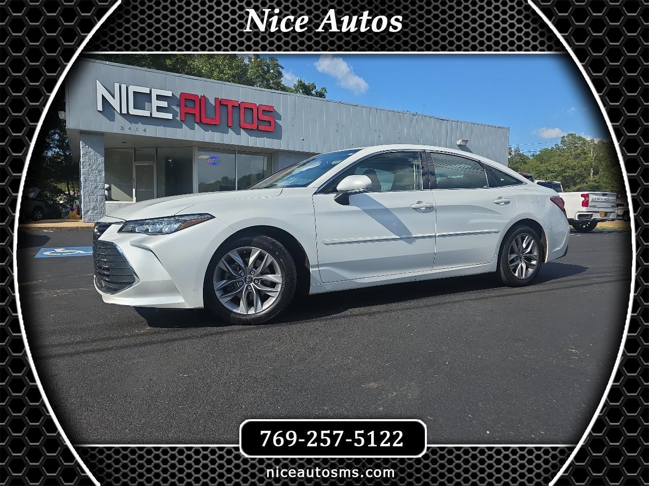 2019 Toyota Avalon XLE