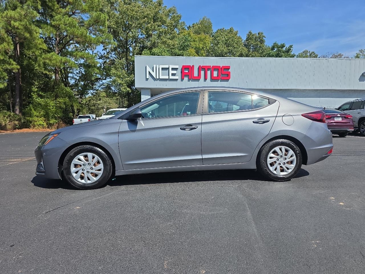 Hyundai Elantra  2019